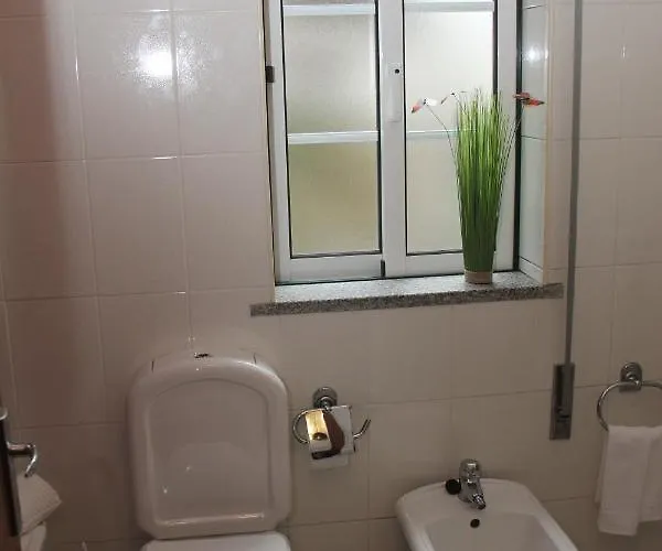 Alojamento de Acomodação e Pequeno-almoço Casa Termas 3*